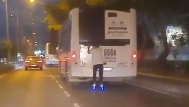 Patenle Trafikte Tehlikeli Yolculuk: Gençlerin Riskli Tercihleri