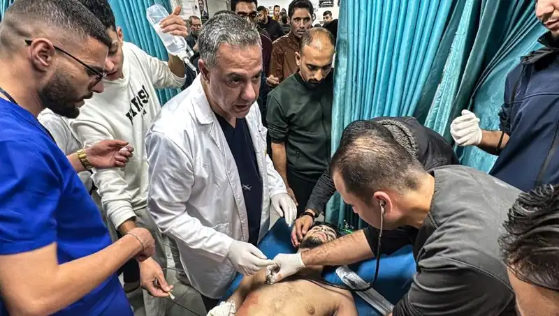 İsrail'in Gözaltındaki Filistinli Hastane Müdürü Sağlık Sorunlarıyla Savaşırken