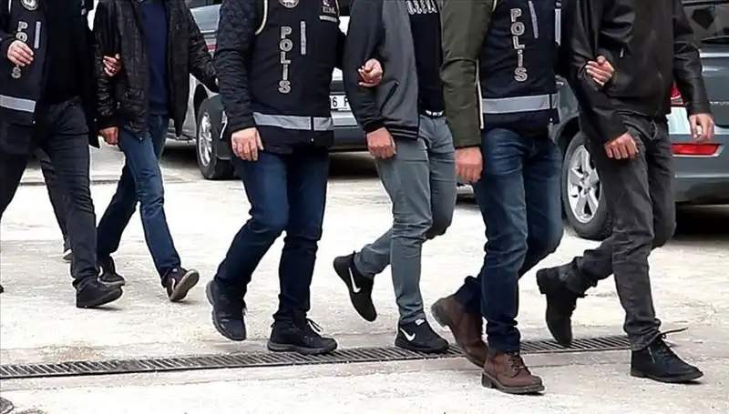 Ankara ve Antalya'da Fuhuş, Tehdit ve Gasp Operasyonu: 20 Gözaltı!