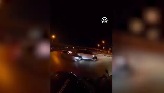 Kadıköy'deki Şok Edici Trafik Kazası Kask Kamerasında Görüntülendi!