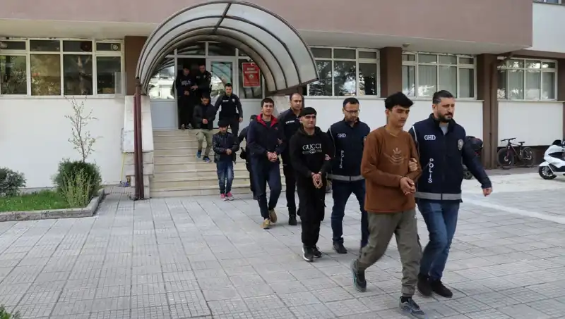 Edirne ve Kırklareli'nde Büyüyen Kaçak Göçmen Sorunu: Son Operasyon Detayları