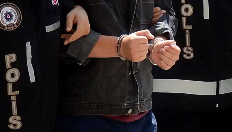 FETÖ’nün Dışişleri Bakanlığı İçindeki Yapılanmasına Büyük Operasyon: 8 Gözaltı Kararı