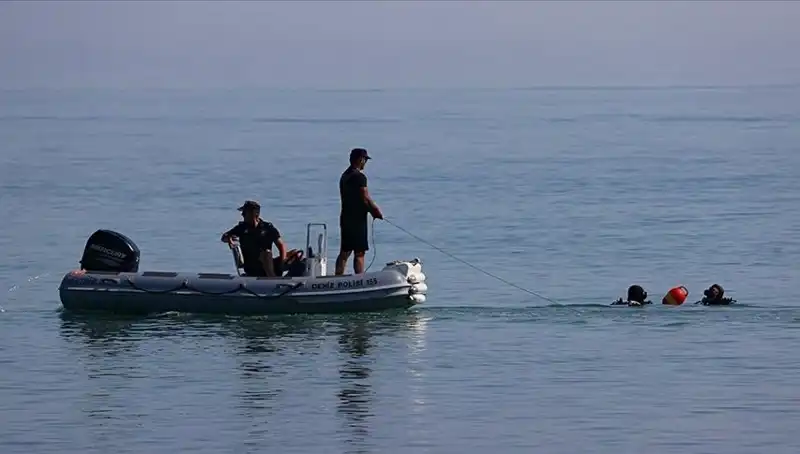 Kuşadası'nda Denizde Feci Boğulma Olayı: Tatilcilerin Yüreklerini Ağza Getiren Kaza