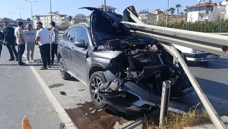 Kaza Yapmamak İçin Bariyerlere Çarptı: Olayın Ardındaki Dram