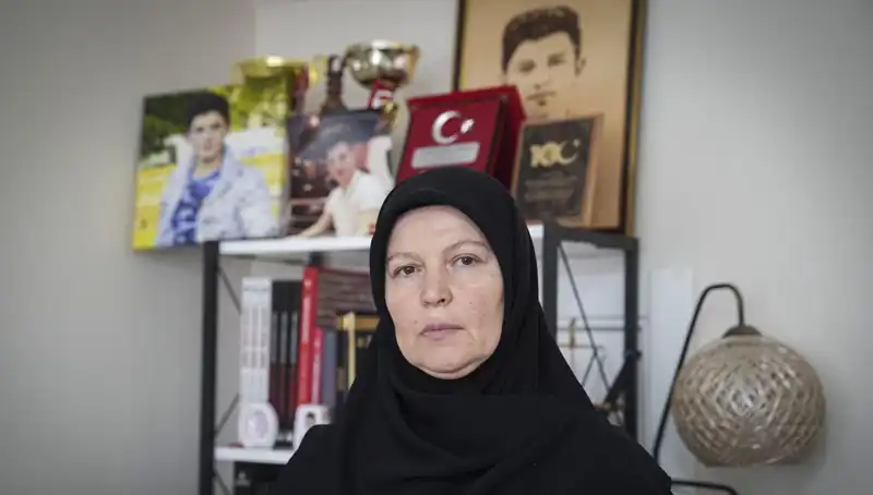 15 Temmuz'un Unutulmaz Kayıplarından: Şehit Mahir Ayabak ve Annesinin Gözyaşları