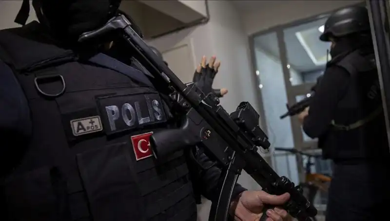 Samsun’da Baskın! 3.962 Sentetik Ecza Hapı Ele Geçirildi