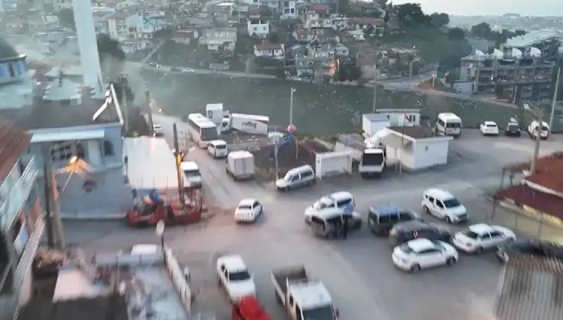 İzmir’de Gerçekleşen 99 Operasyon: 133 Kişi Gözaltına Alındı!