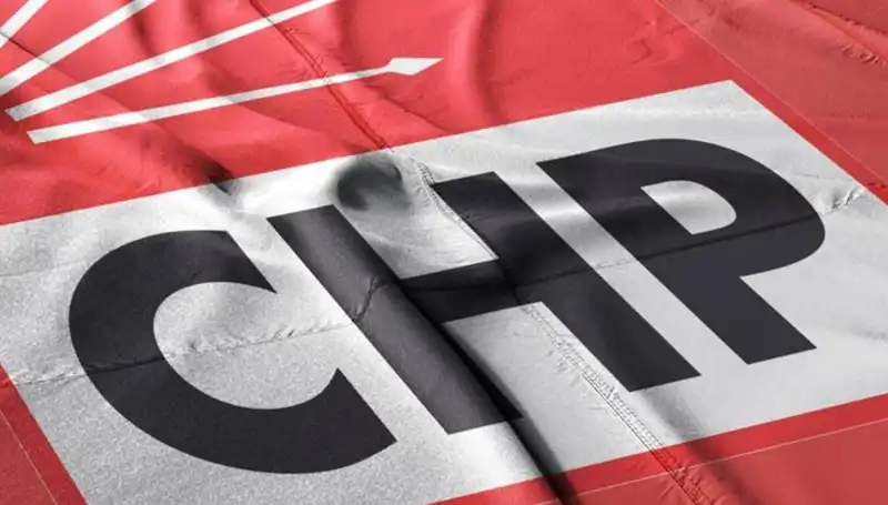 CHP'li Bayrampaşa Meclis Üyesi Murat Salman İstifasını Açıkladı, Siyasi Gelişmeler Bekleniyor