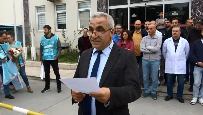 Antalya'da Sağlık Çalışanlarına Saldırı: İş Bırakan Doktorlar Neden Sokaklarda?