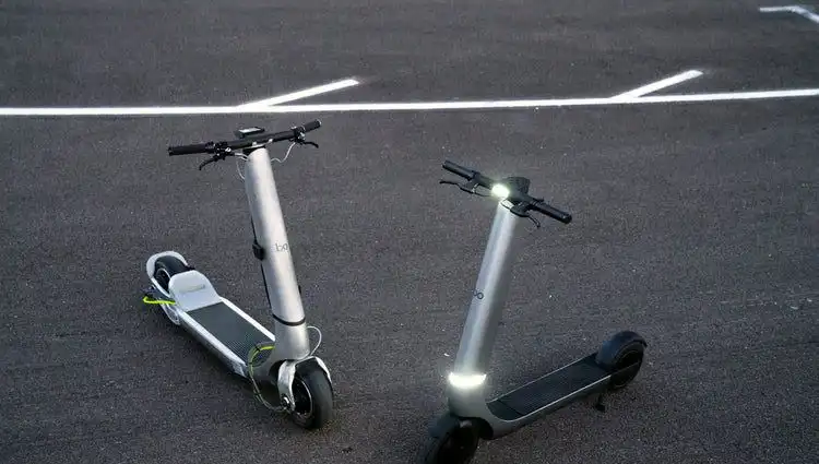 Elektrikli Scooter Devrimi: Hız Sınırlarını Aşan Yeni Model Trafiğe Çıkamadı!