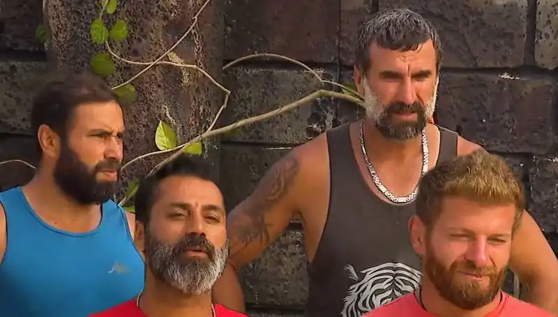 Survivor’da Sıra Dışı Bir Veda: Hangi Yarışmacı Gözyaşları İçinde Ayrıldı?