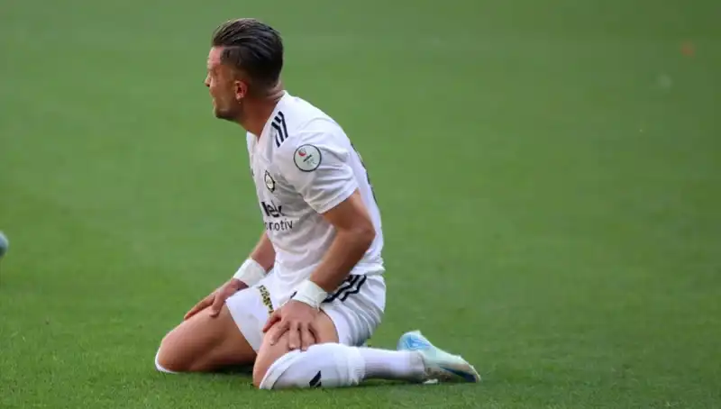 Futbolda Şok Gelişme: İcra, Haciz ve Puan Silme Cezası Neden Sonrasında Geldi?