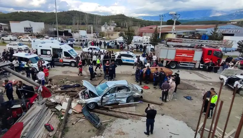 Bayram Tatili: Trafik Kazaları 57 Can Aldı, 6.533 Yaralı