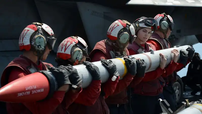 Amerikan Füzeleri Suudi Arabistan'a: Güvenlik Stratejisi Yeniliyor mu?