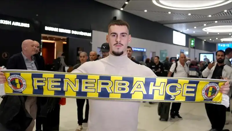 Fenerbahçe, Mimovic ile Geleceğe Yön Veriyor: Lisansı Çıktı!
