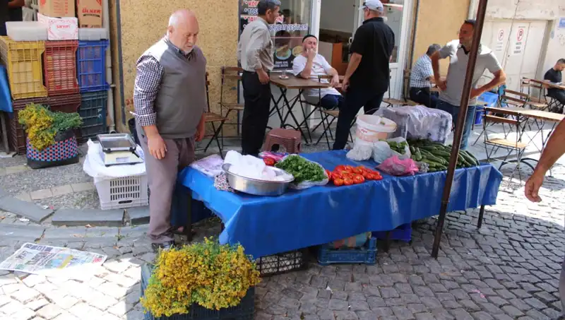 Dağlardan Gelen Şifa Mucizesi: Doğal Bitkilerin Pazar Fiyatları