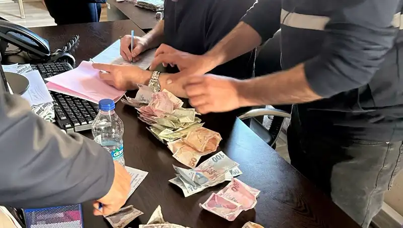 Antalya'da Dilenciler Üzerinden 19 Bin Lira Çıktı: Büyük Operasyonun Detayları