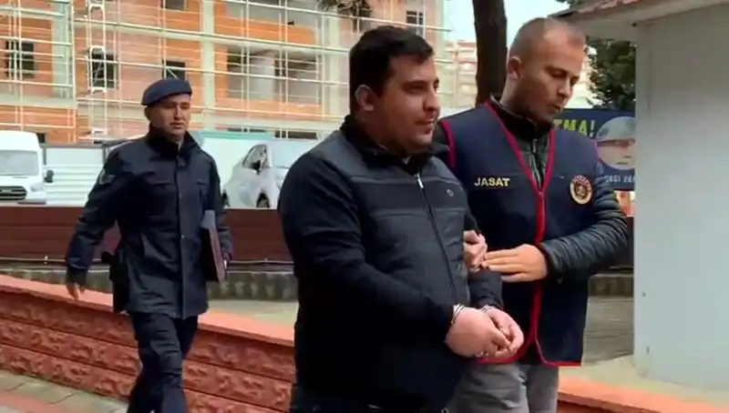 410 Suçtan Aranan Zanlı İstanbul’da Kıskıvrak Yakalandı!