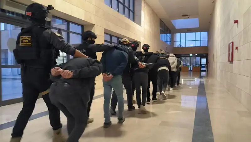 47 İlde DAEŞ Operasyonu: Şaşırtan Bilgiler ve Gözaltılar