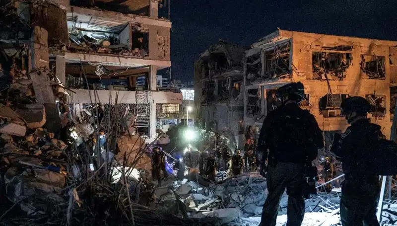 İran'ın İsrail'de Vurduğu Binalar Acil Yıkım Sürecine Giriyor