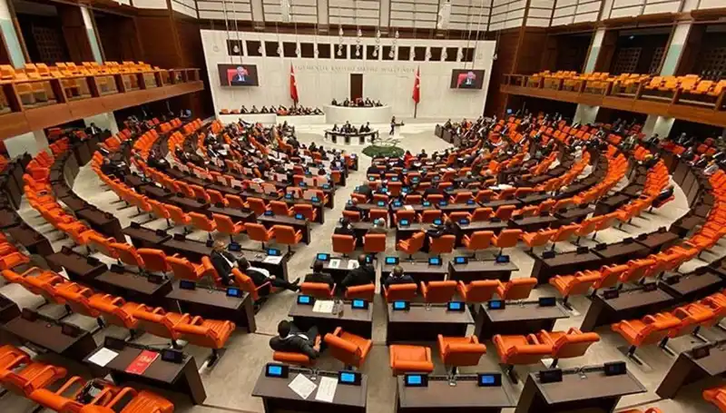 Meclis'te Yoğun Gündem: Önemli Tartışmalar ve Yeni Yasalar
