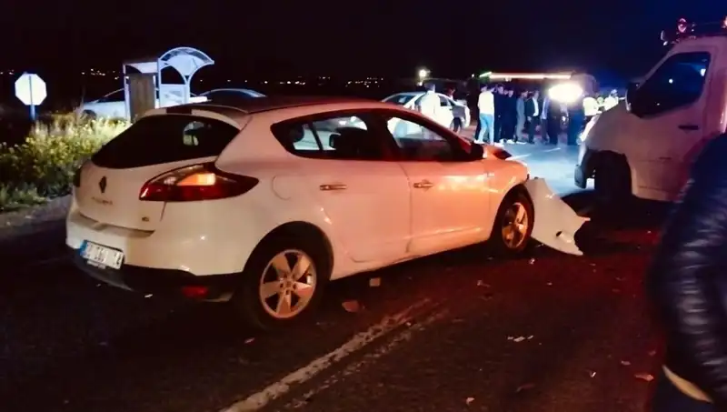 ** Kafa Kafaya Çarpışma: 1 Ölü, 7 Yaralı ve Şok Edici Detaylar!