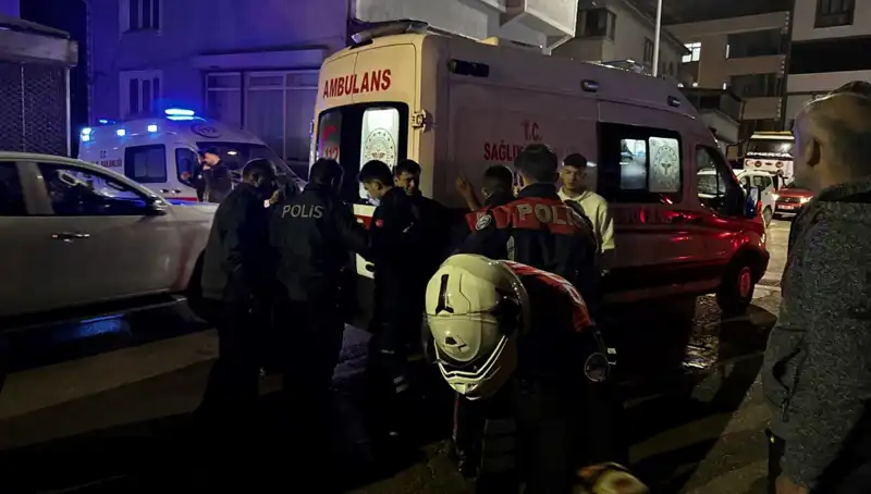 Damat Kayınvalidesini Bıçakladı, Kaçtı: Ailede Şok Edici Olay!