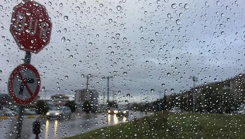 Meteoroloji'den Kritik Uyarı: 20 İl İçin Sağanak Yağış ve Soğuk Hava Bekleniyor