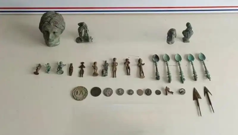 Roma Dönemine Ait Tarihi Eserler İle Tarih Yazılıyor: Kaçakçılığa Büyük Darbe