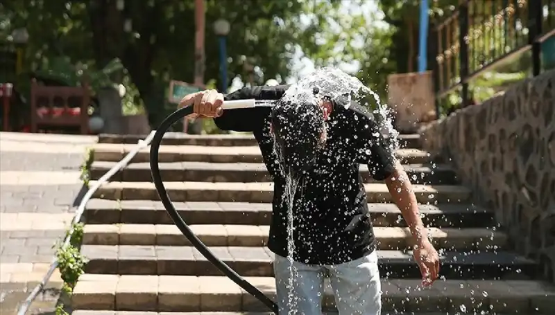 Hafta Sonu Sıcaktan Kavrulacağız! Hava Durumu Uyarıları Geldi