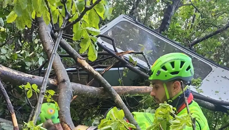 İtalya'da Korkunç Teleferik Faciası: 4 Hayat Gitti, Hakatlar Açıklandı