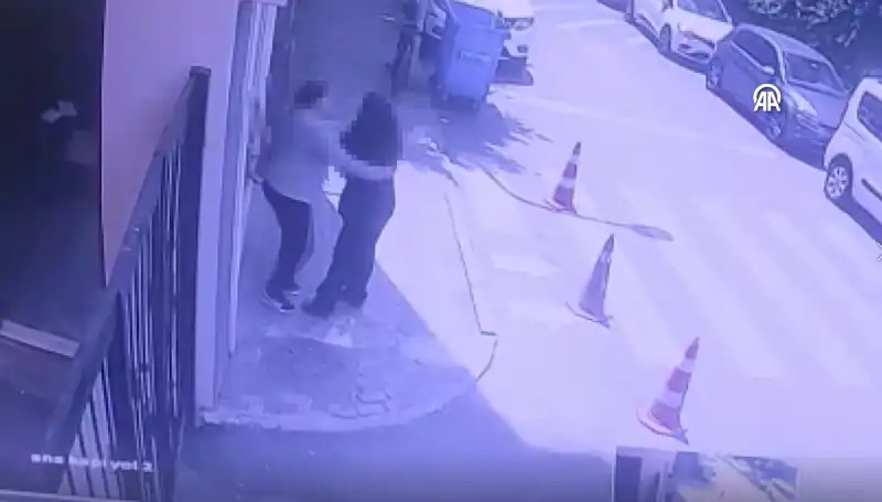 İstanbul Lise Tuvaletinde Yaşanan Dehşet Olayı: Öğrencileri Şok Eden Anlar