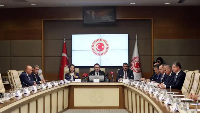 Meclis, Kartalkaya Yangın Faciasını Araştırma Kararı Aldı