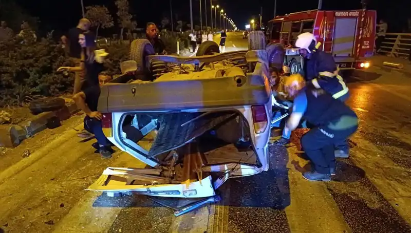 Kavşakta Dehşet Anları: 2'si Ağır 7 Kişi Yaralandı