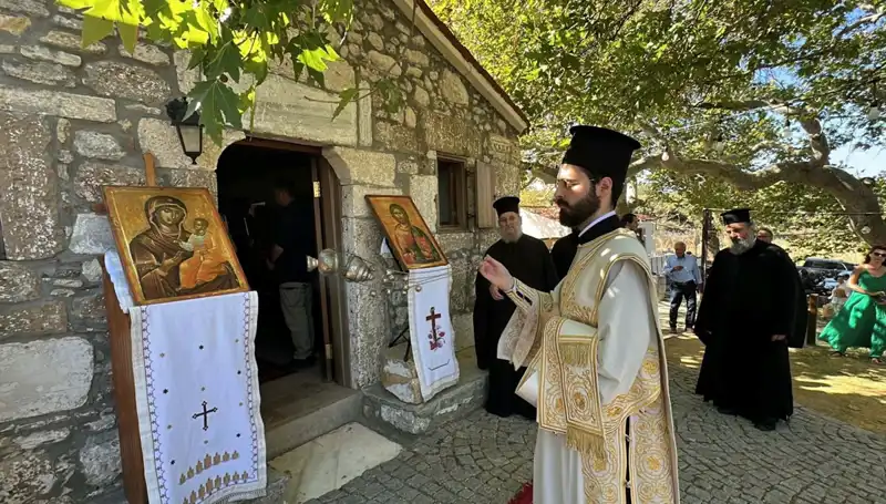 Bozcaada'da Geleneksel Aya Paraskevi Günü Ayini Coşkuyla Gerçekleştirildi