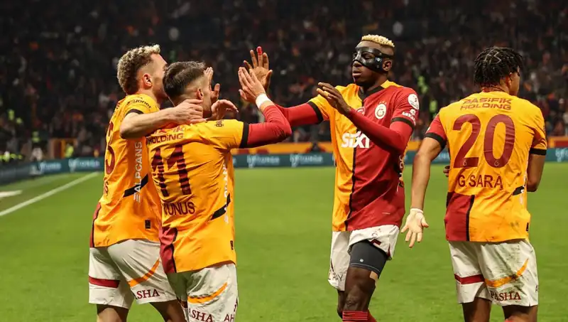Galatasaray, Konyaspor Maçı İçin Kamp Kadrosunu Açıkladı: Süpriz İsimler Dikkat Çekiyor!
