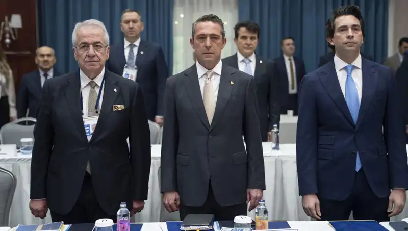 Fenerbahçe'de Bu Sezon İmza Sayısı Rekor Kırdı, İşte Detaylar!