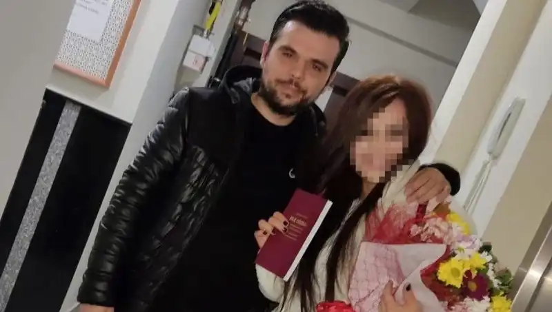 Kocasını Öldüren Kadın Taksi Çağırdı: "Eşim Hasta" İfadesi Şok Etti