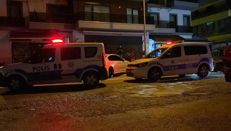 Kocaeli'de Gençler Arasında Bıçaklı Kavga: İki Yaralı Olayın Ayrıntıları