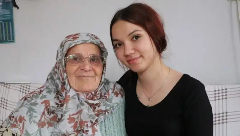 Anneanne Terliği Silah Olarak Değerlendirildi: 4 Yıl Hapis Cezası Şoku