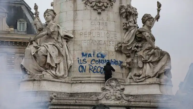 Paris Belediyesi’nden Grafiticilere Savaş Açan Yeni Yasa Tasarısı