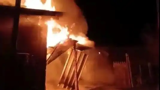 Karabük'te Yangın Felaketi: İki Ev Alevlere Teslim Oldu
