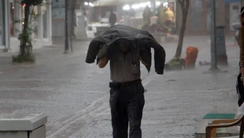 25 İlde Sarı Kodlu Uyarı: Kuvvetli Sağanak Yağışları Kapıda!