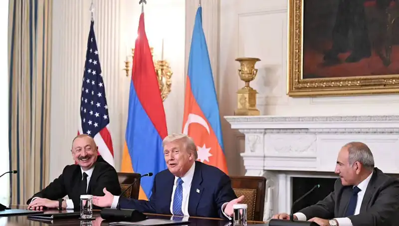 Aliyev'den Ermenistan'a Anayasa Çağrısı: Zaman Kaybetmeden Harekete Geçin