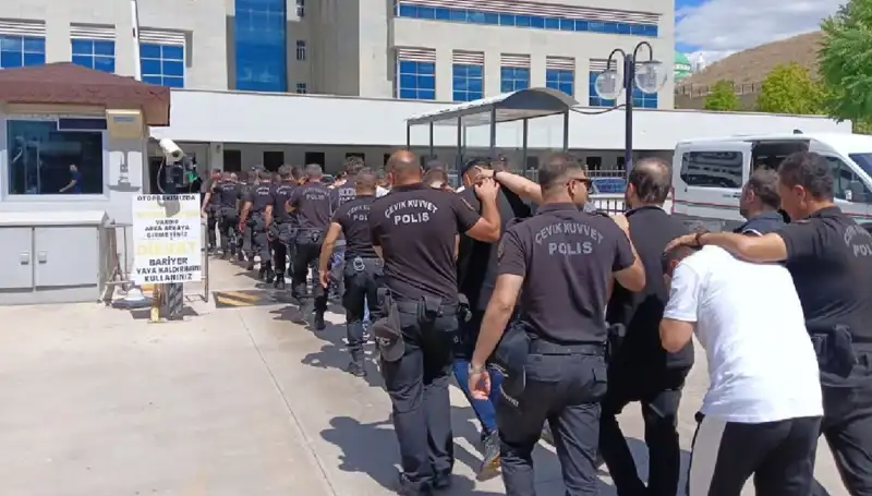 Ankara'da Tehditlerle Haraç Kesen Çeteye Büyük Operasyon: Şok Edici Detaylar Ortaya Çıktı