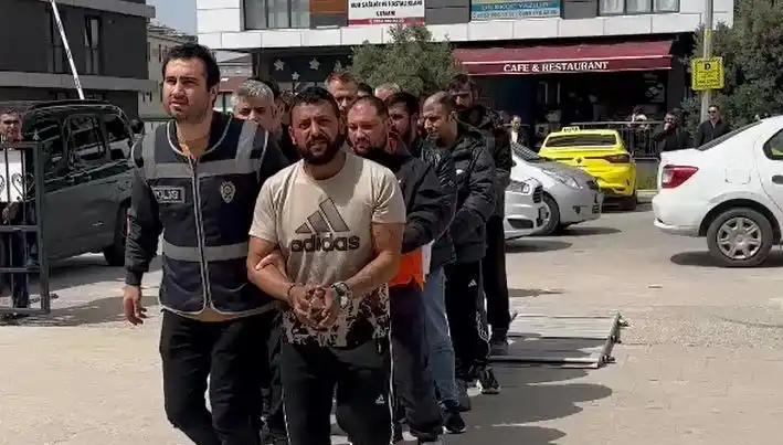 Edirne'de Şaşırtan Eş Zamanlı Operasyon: Yedi Firari Suçlu Yakalandı