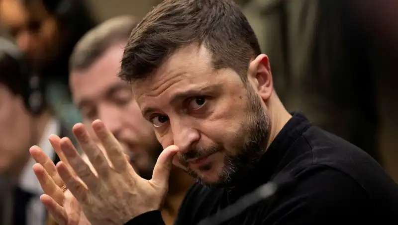 Ukraine'da Kapitülasyon Endişesi: ABD Askeri Yardımında Şok Kesinti