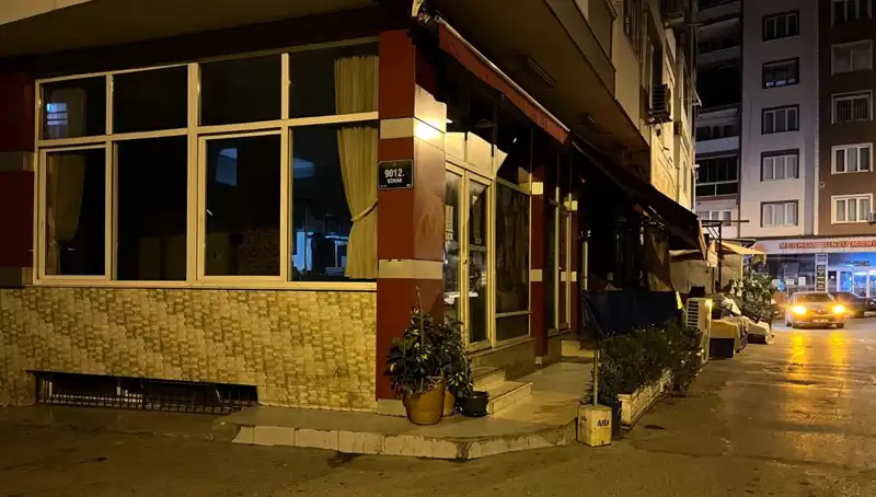 İzmir'de Kahvehane Saldırısında Bir Kişi Hayatını Kaybetti: Olayın Ayrıntıları