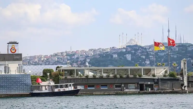 2. Abdülhamid’in Mirasçıları, Galatasaray Adası’nda 15 Yıllık Dava Sonucunu Aldı!