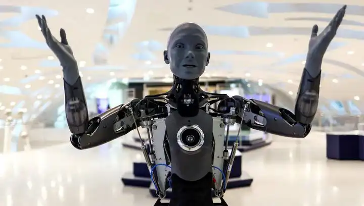 İnsanlarla Etkileşim Kurabilen Yamyam Robotlar Geldi: Bilim Kurgu Gerçek Oluyor!